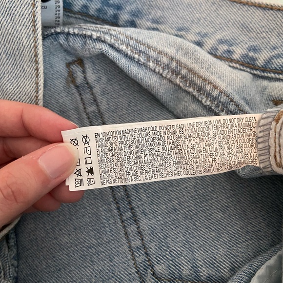 NWOT Light Wash High-Waisted Forever 21 Jeans - Picture 9 of 14